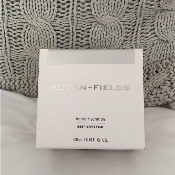 NIB R + F Active Hydration body replenish - Picture 1 of 6